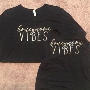 Mr and Mrs Honeymoon Vibes T-shirts